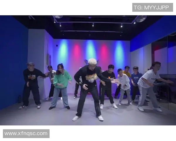 成都街舞队与西安街舞队赛后复盘分析团队配合与战术执行的精彩瞬间