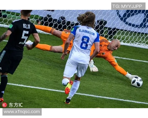 小孩梦想成真与足球明星同场踢球的奇妙瞬间 小孩梦想成真与足球明星同场踢球的奇妙瞬间